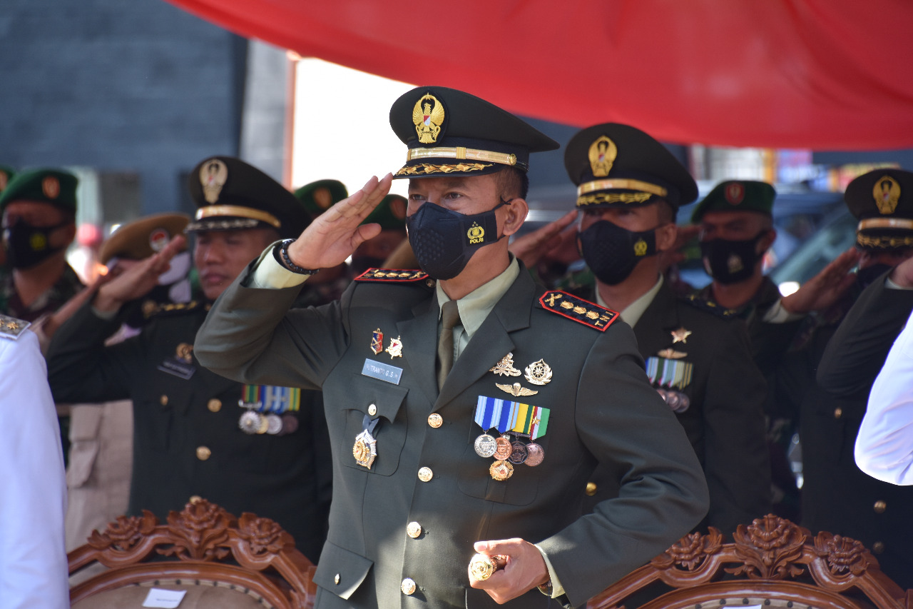 Prajurit Korem 073/Makutarama Ikuti Upacara HUT TNI Ke-76 Yang Digelar Secara Virtual 